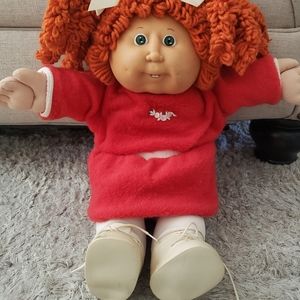 1986 Cabbage Patch Doll and 4 Vintage Outfits